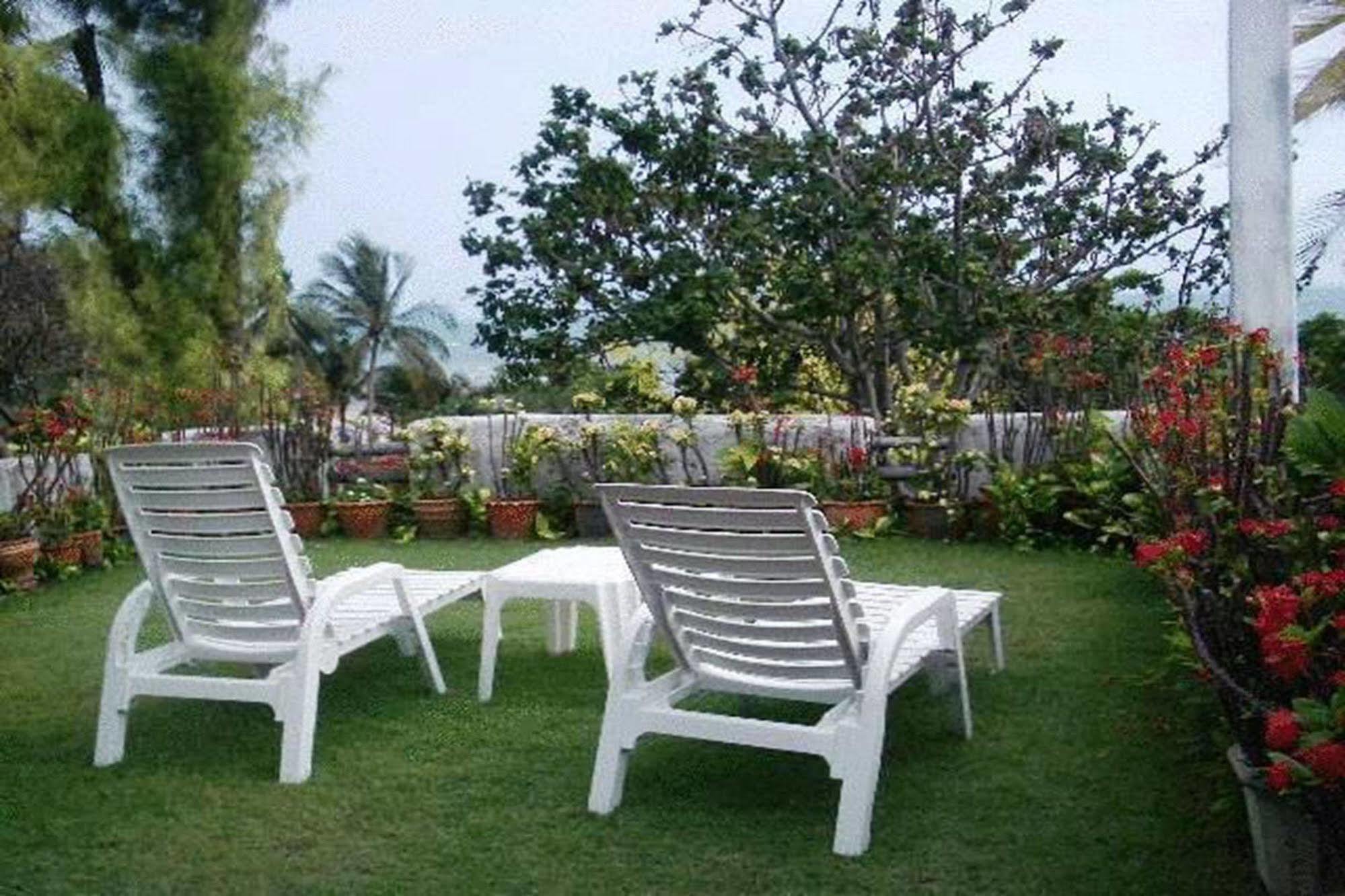 Momchailai Pattaya Retreat Экстерьер фото